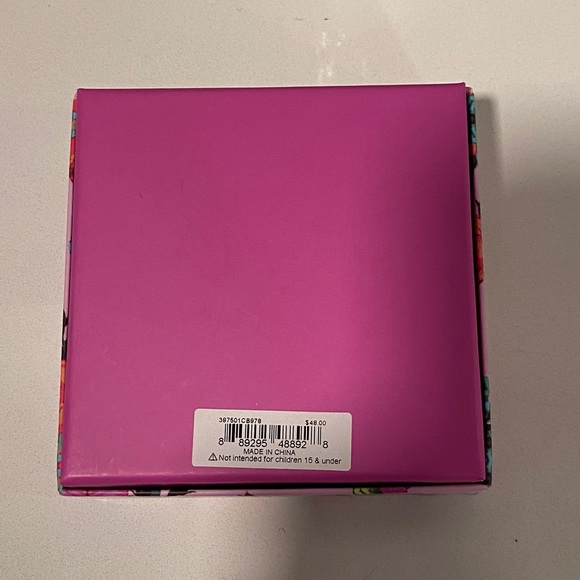 Betsey Johnson Gold Multicolor Heart Necklace NIB - Picture 5 of 5